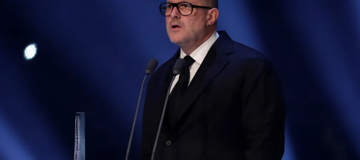 Jony Ive y OpenAI: colaboración en tecnología sin pantallas